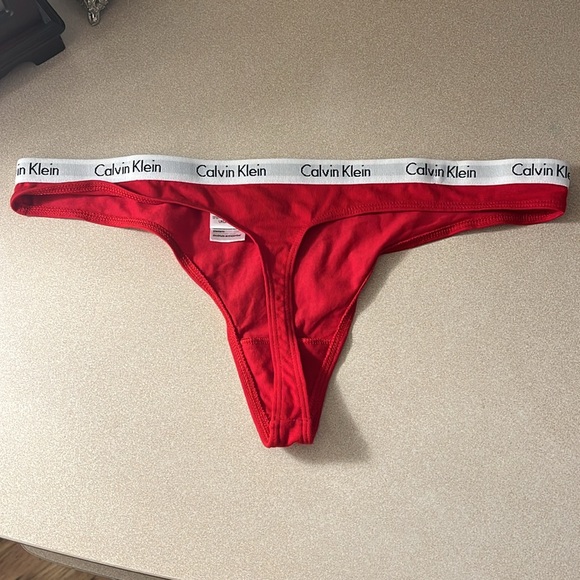 Calvin klein brand new red thong size large - Picture 2 of 4
